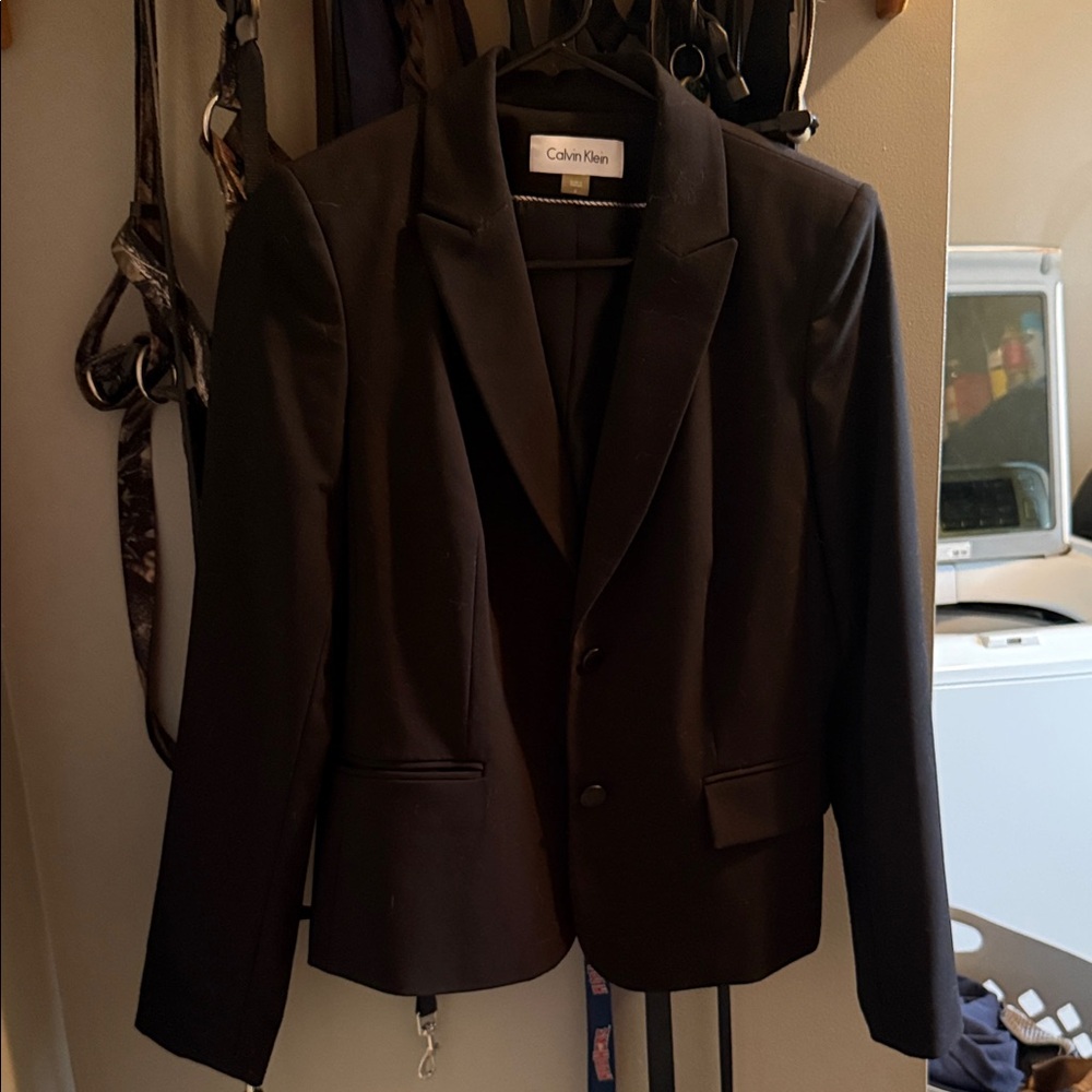 Calvin Klein Women’s Elegant Black Blazer